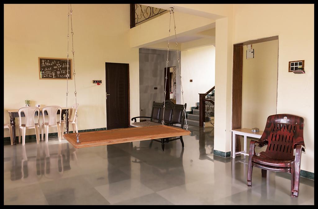 Varshavan- Nature, Hobby And Art Residency Hotel Dāpoli Екстериор снимка